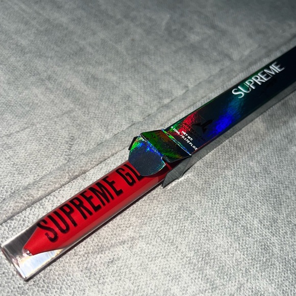 NIP Jeffree Star Supreme Gloss in Devil’s Horn - Picture 3 of 4